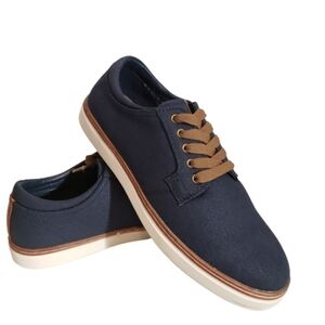 R2 Cole lace up casual sneaker color navy